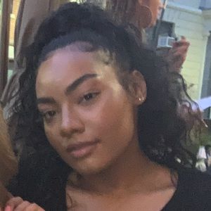 Meet your Posher, Iyses